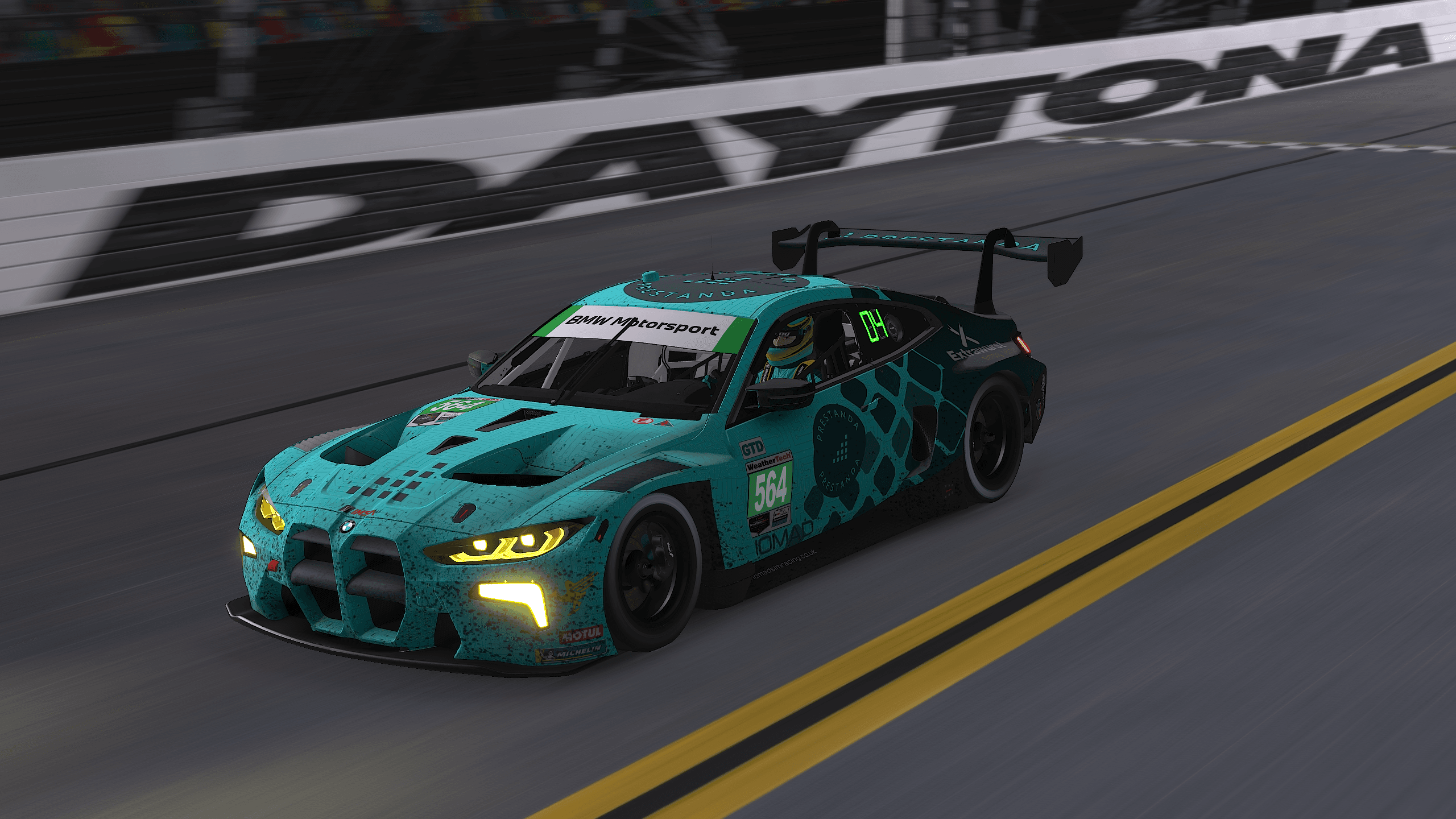 Chris Thacker_BMW GT3_Daytona_2.png